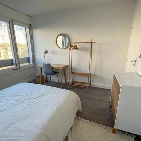 Flexliving - - Vouille * Paris